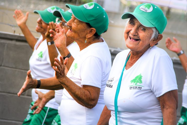 Atención Integral al Adulto Mayor