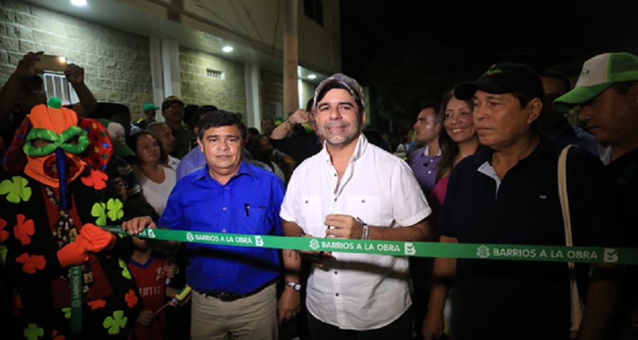 Alcalde hace entrega de obras