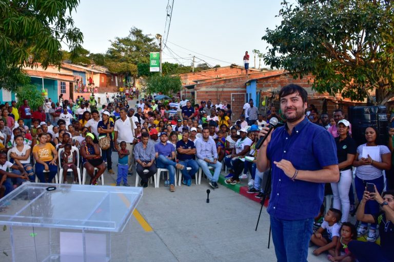 Intervencion de alcalde en inauguracion de obra