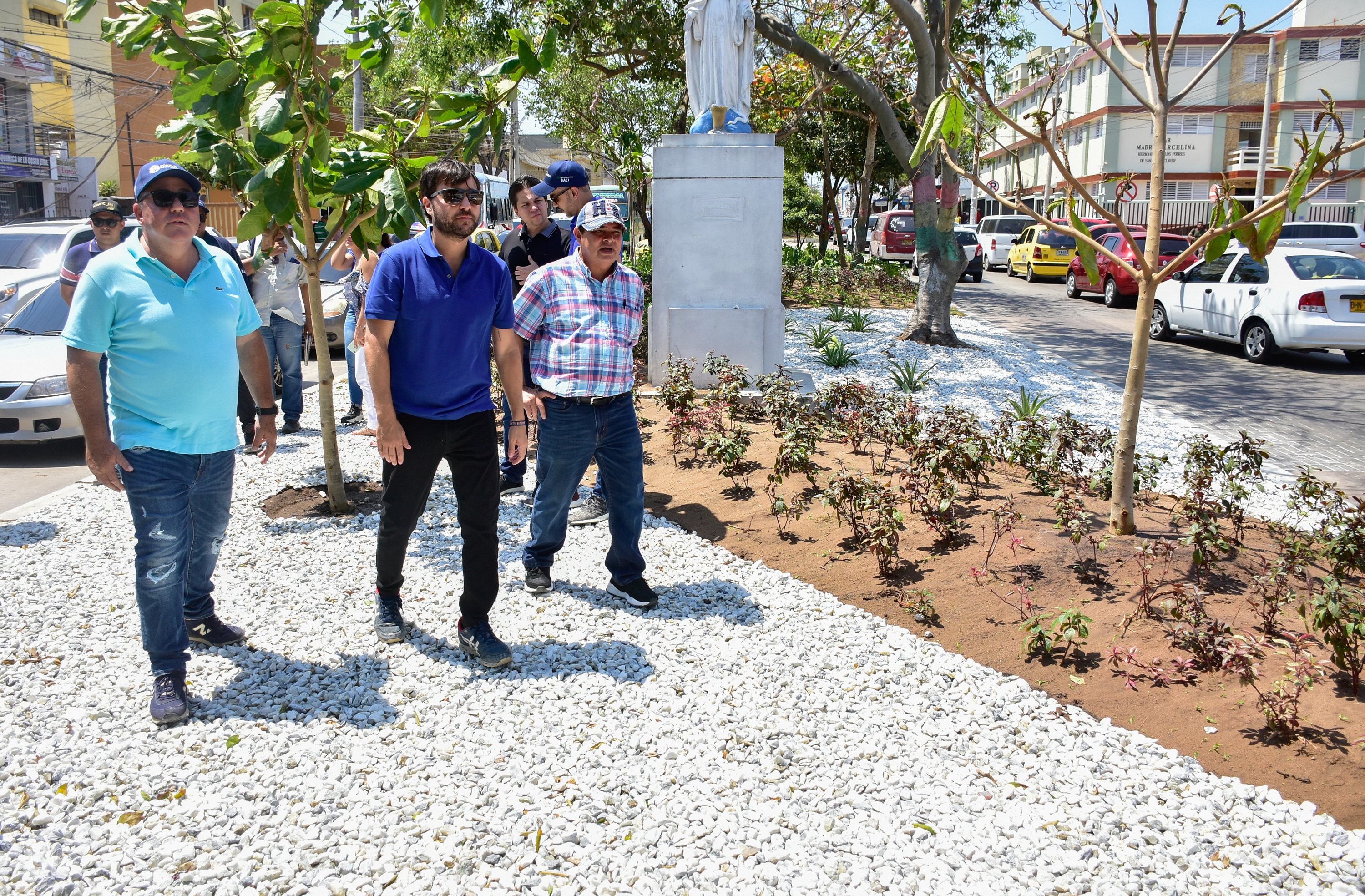 Recorrido del alcalde con secretario de obras