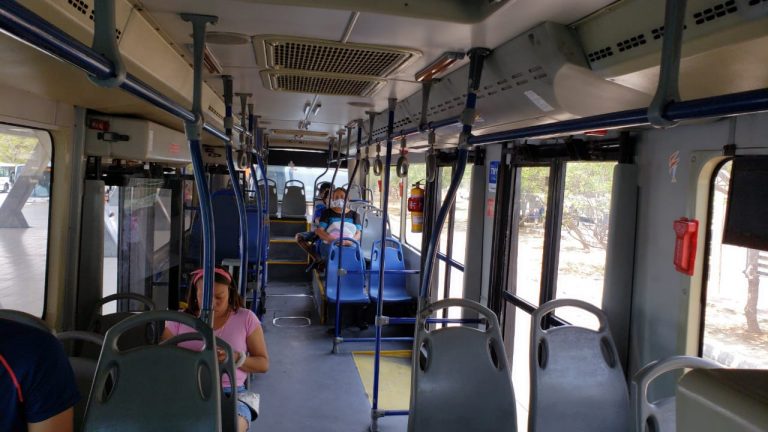 Interior bus de transmetro