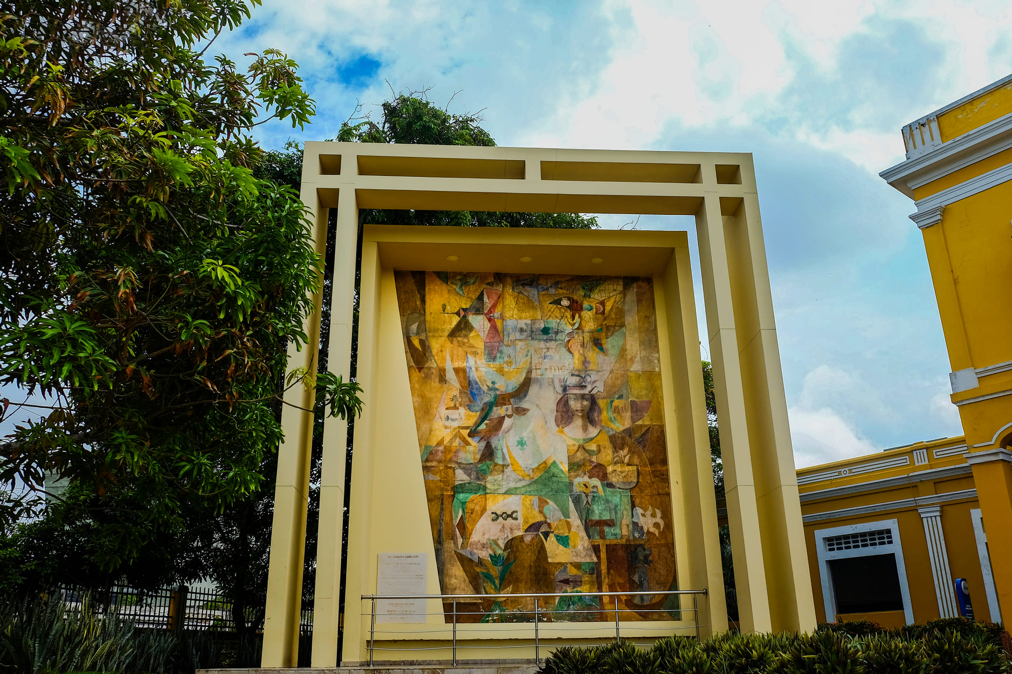 Simbología de Barranquilla por Alejandro - Foto -Carlos Parra Rios Secretaría de Cultura, Patrimonio y Turismo de Barranquilla - Aduana de Barranquilla