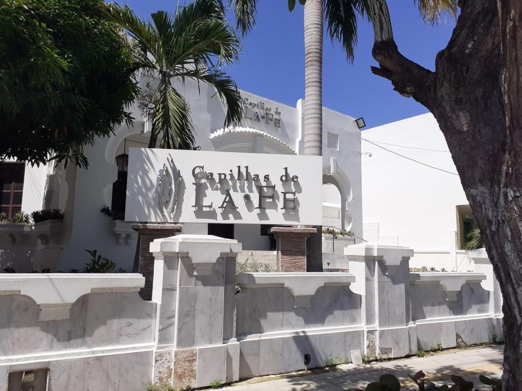 Fachada funeraria Capilla de la Fe