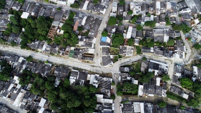 Vista aérea calles del barrio la Sierrita