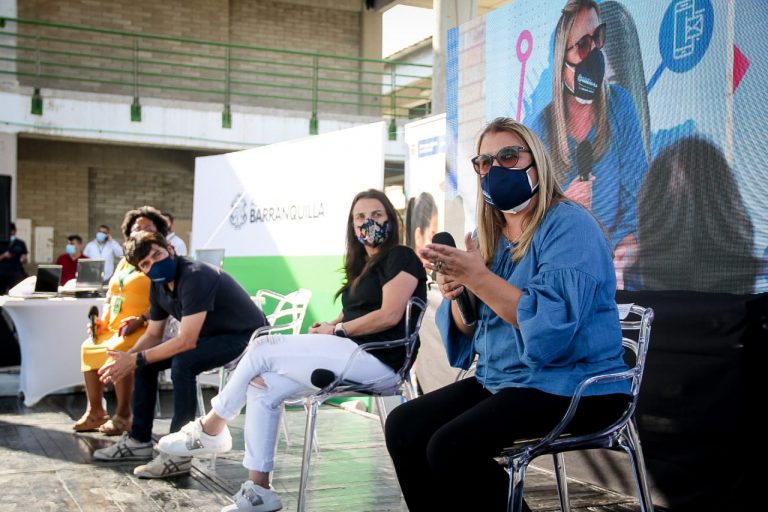 Alcalde Pumarejo intervención en colegios 