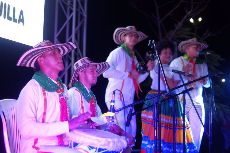 Grupo de millo en presentación