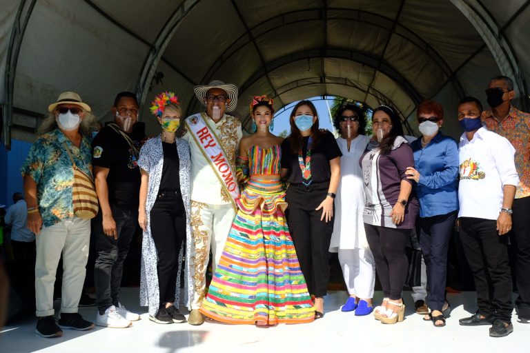 Integrantes del carnaval