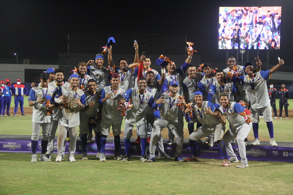 Jugadores de la selección Colombia de Béisbol sub-23, campeona de los Panamericanos Junior