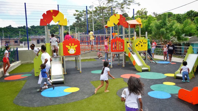 Niños en el parque