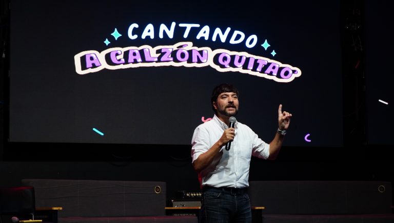 Alcalde en gala de "Cantando A Calzón Quitao"