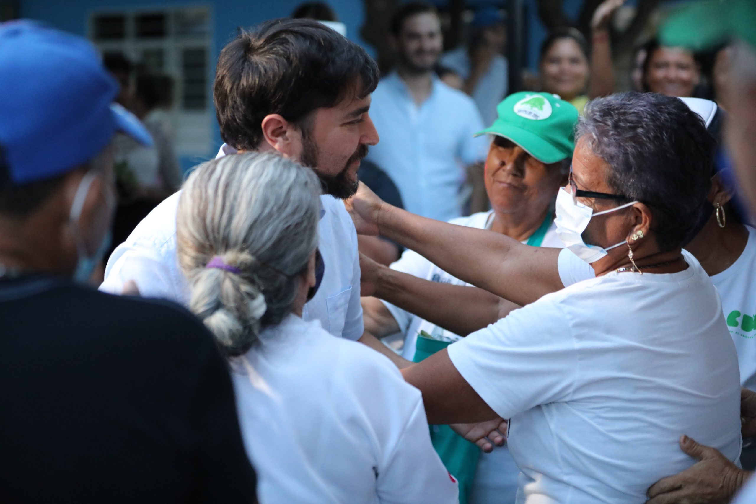 Jornada Mi Barrio Imparable en Las Flores