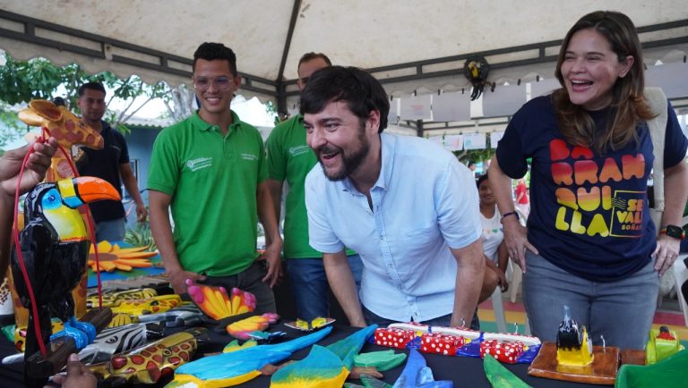 Alcalde Pumarejo en Jornada Mi Barrio Imparable en Las Flores