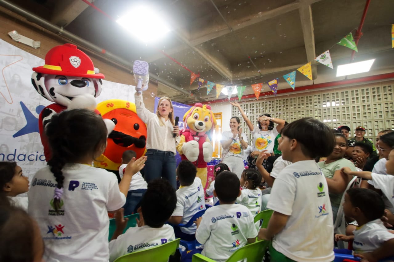 Niños en evento escolar