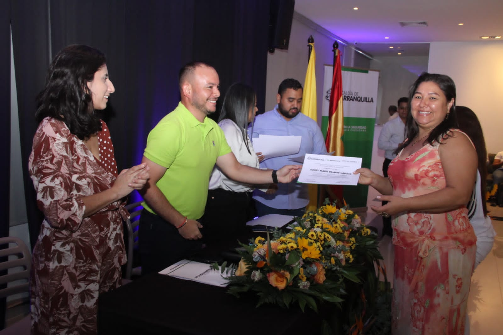 Entrega de diplomas a gestores de convivencia