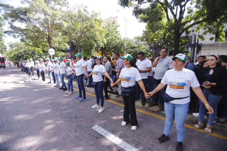 Personal de simulacro de emergencias