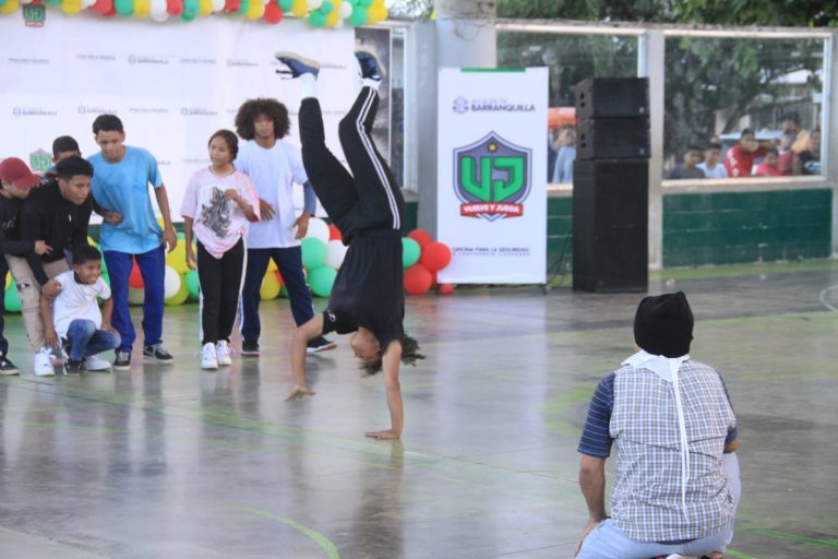 Bailarines de break dance