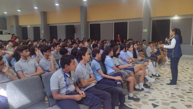 Charla colegio cristiano el salvador