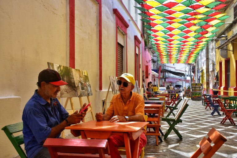 Disfrutando del nuevo callejón