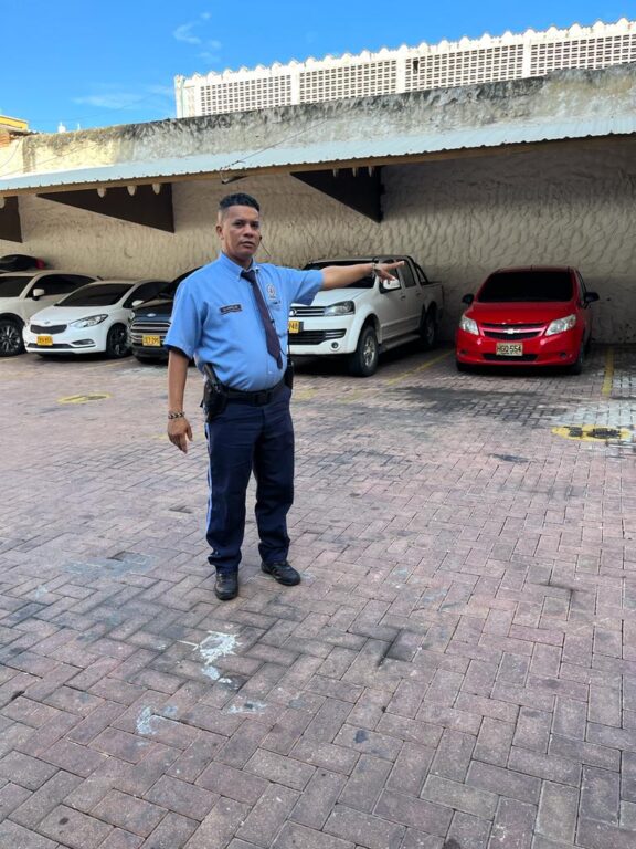 Jorge Barrios guarda de seguridad