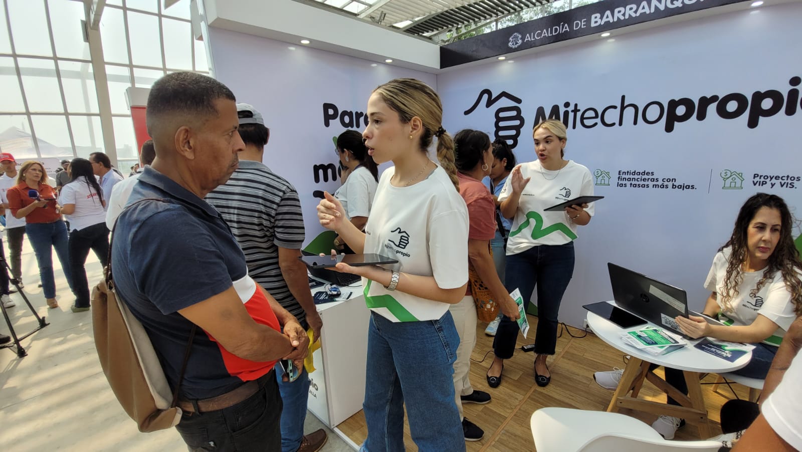 Stand de Alcaldía en feria de vivienda