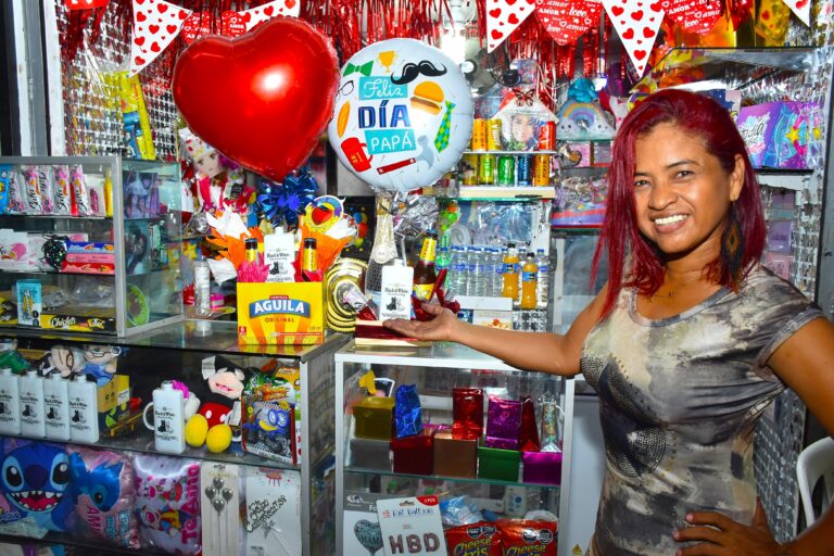 Comerciante en almacén de regalos