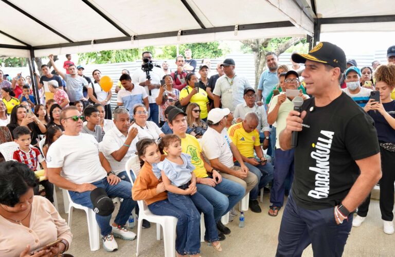 Lex Char con habitantes de la Pradera