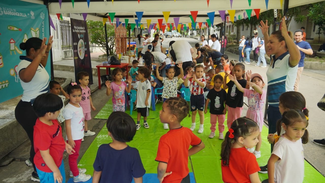 Niños en actividades lúdicas