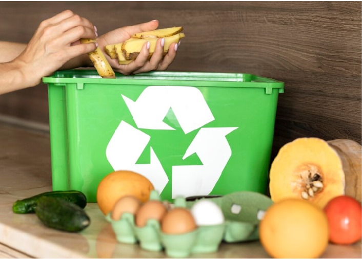 Recipiente verde para almacenar alimentos