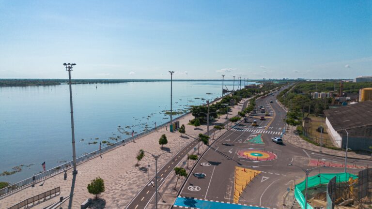 Foto panorámica del Gran Malecón del Río