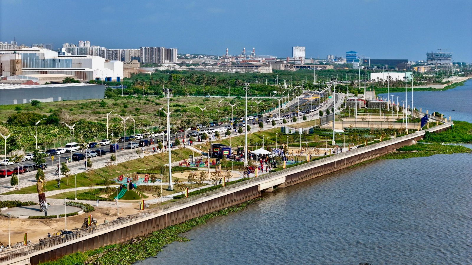 Vista panorámica Gran Malecón del Río