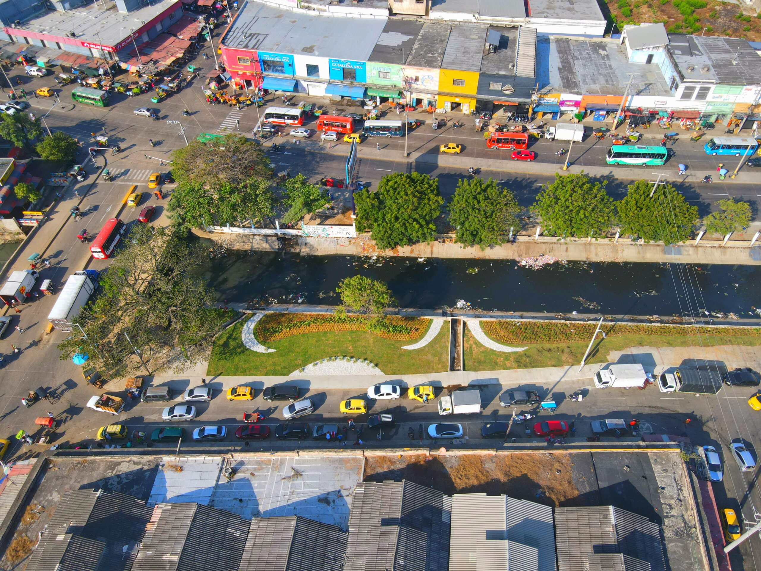 Vista de paisajismo realizado en el Centro.