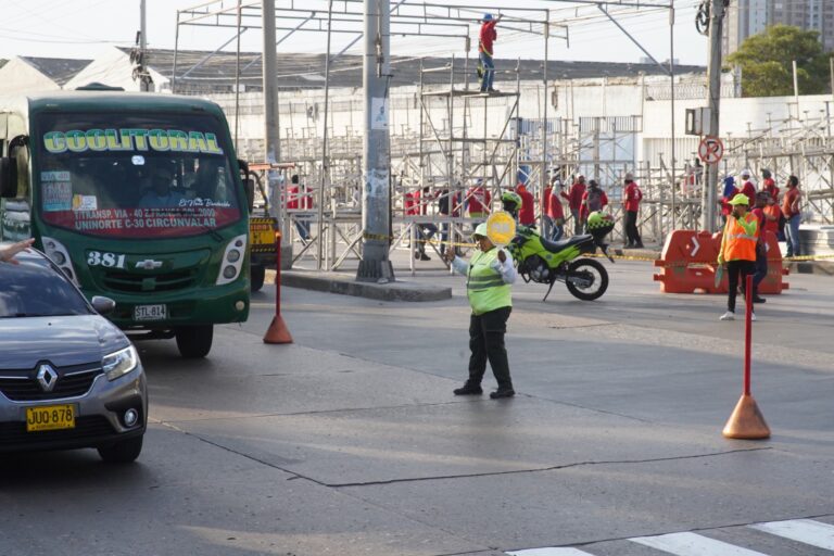 Orientadores en la Vía 40