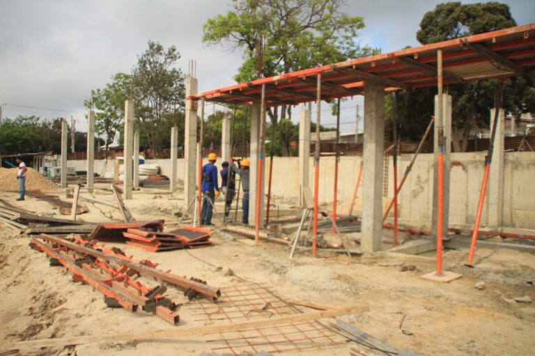 Avance obras polideportivo La Magdalena