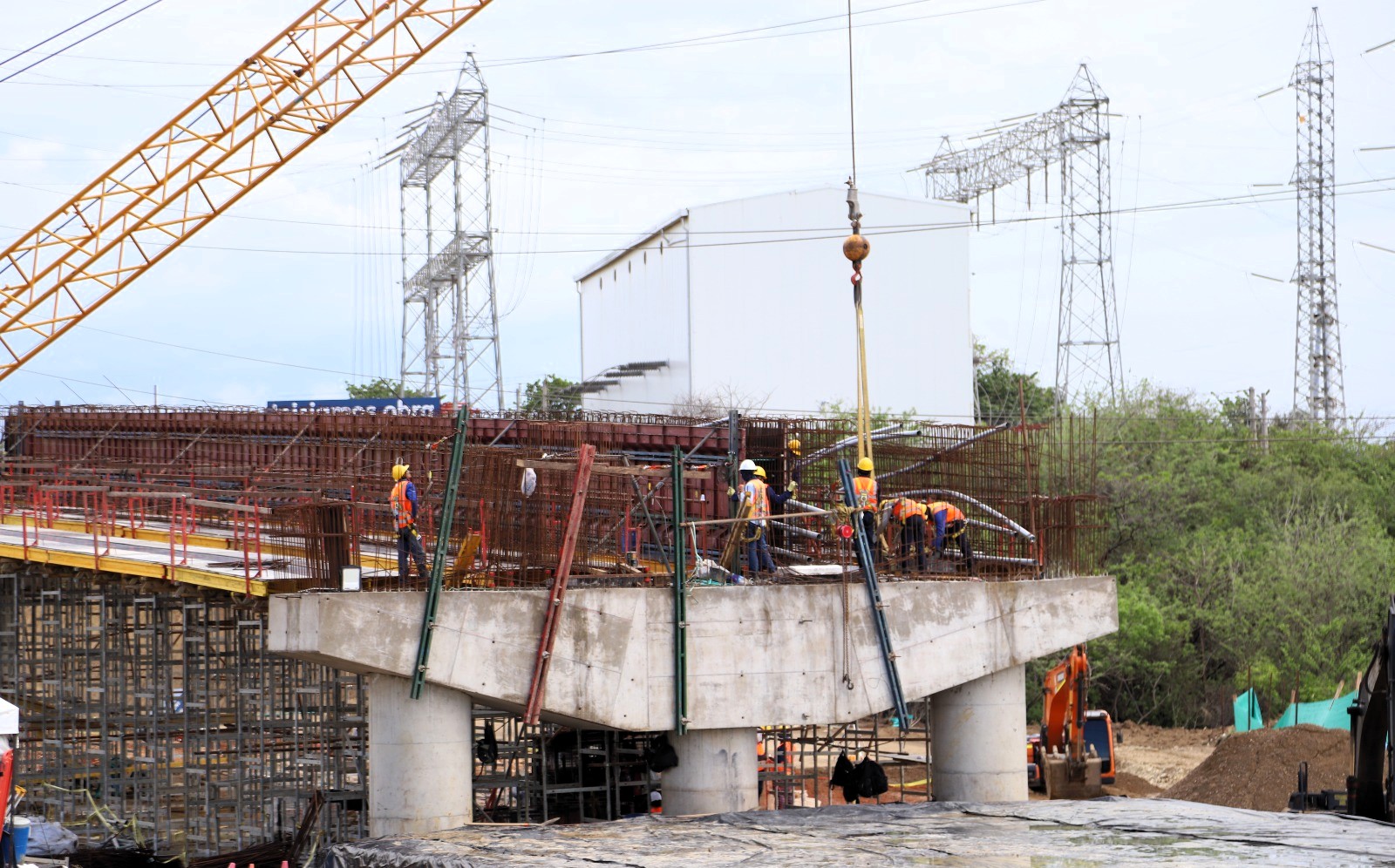 Obras en intercambiador Alameda del Río
