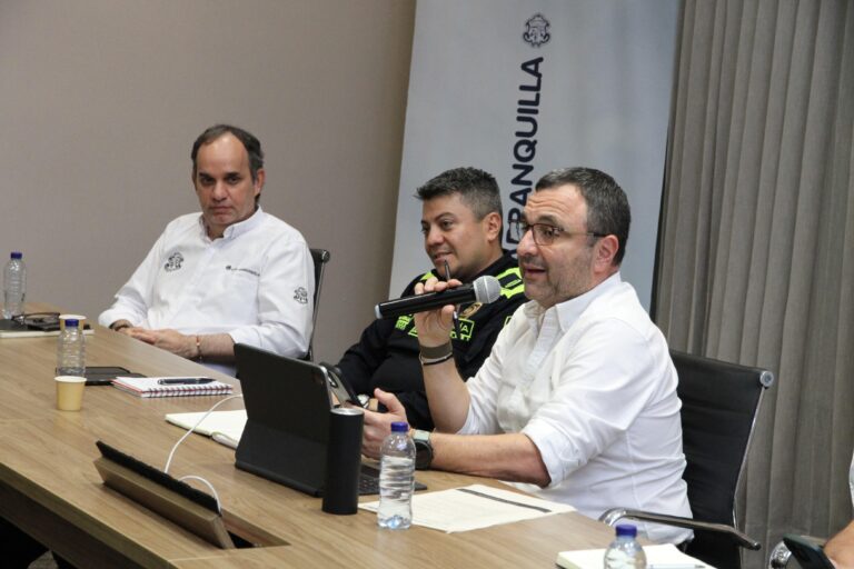 Jefe de la Oficina de Seguridad Ciudadana durante consejo de seguridad con ocasión del Día de la Madre