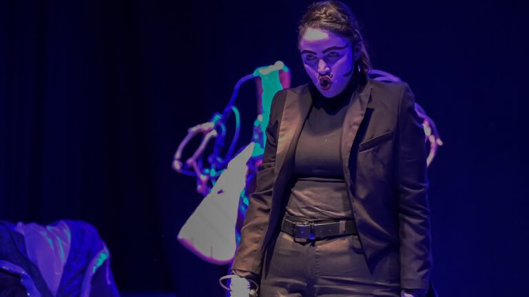 hacedores culturales en obra teatral