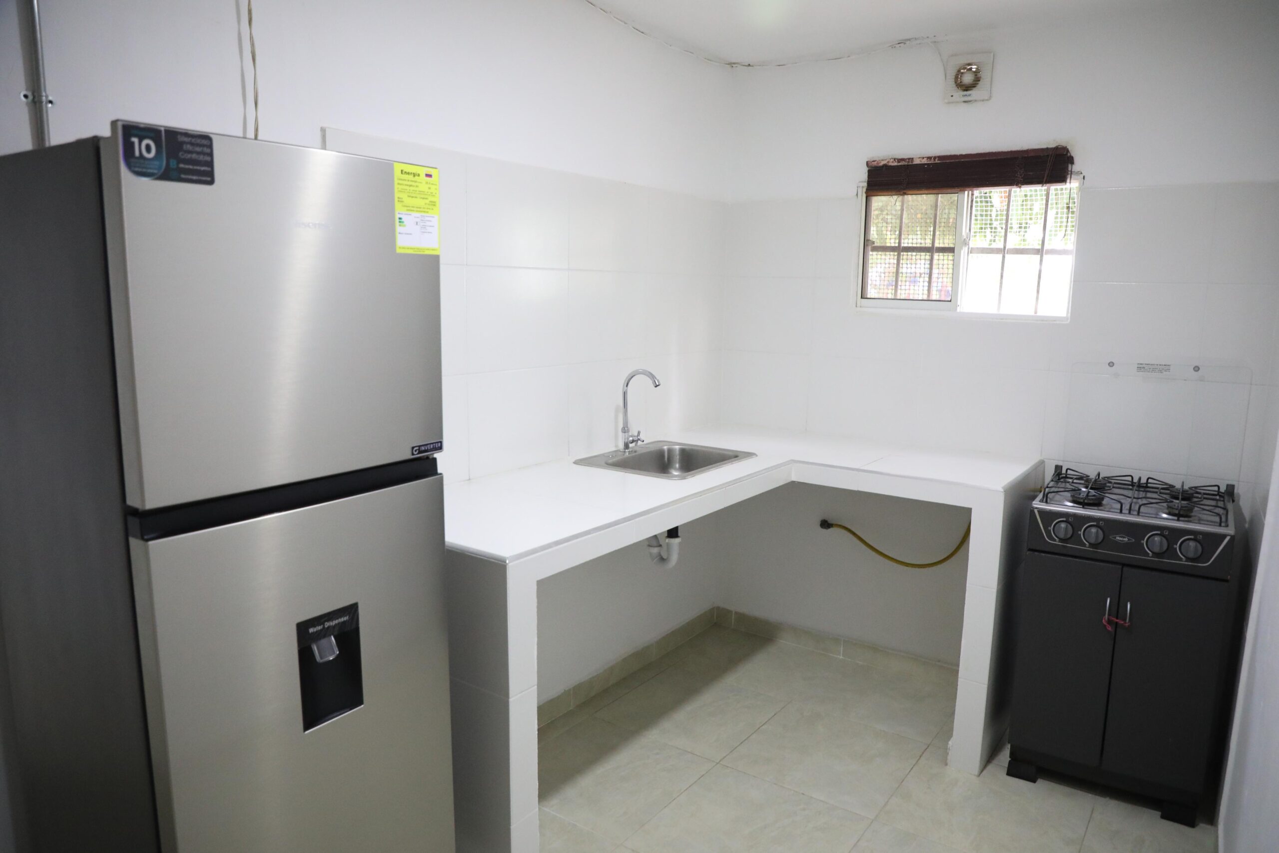 Cocina mejorada con obras de mejoramiento
