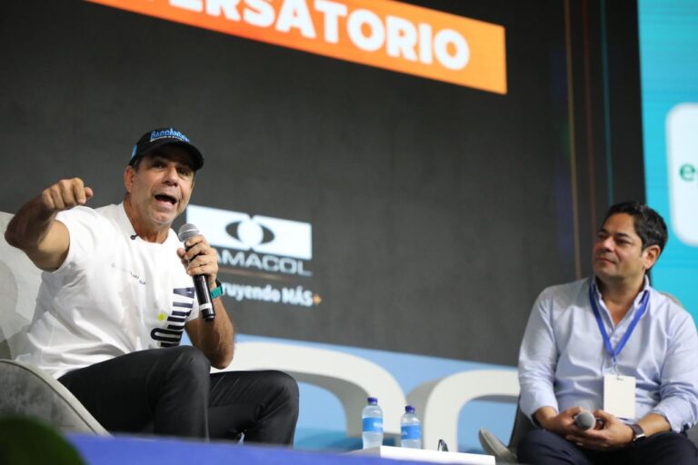 Alejandro Char en conversatorio de Camacol