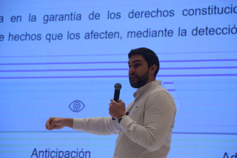 El abogado Carlos Castellanos en el Encuentro de Proveedores.