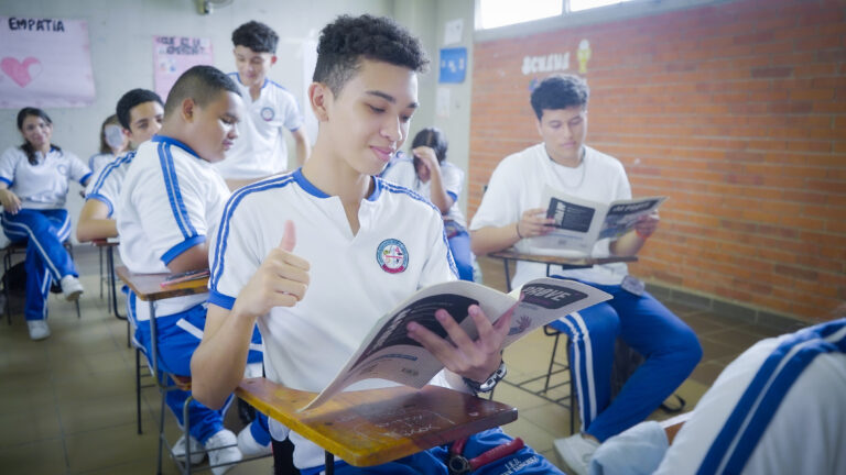 Estudiantes de IED