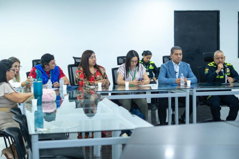 mesa de trabajo Institución Universitaria de Barranquilla y autoridades