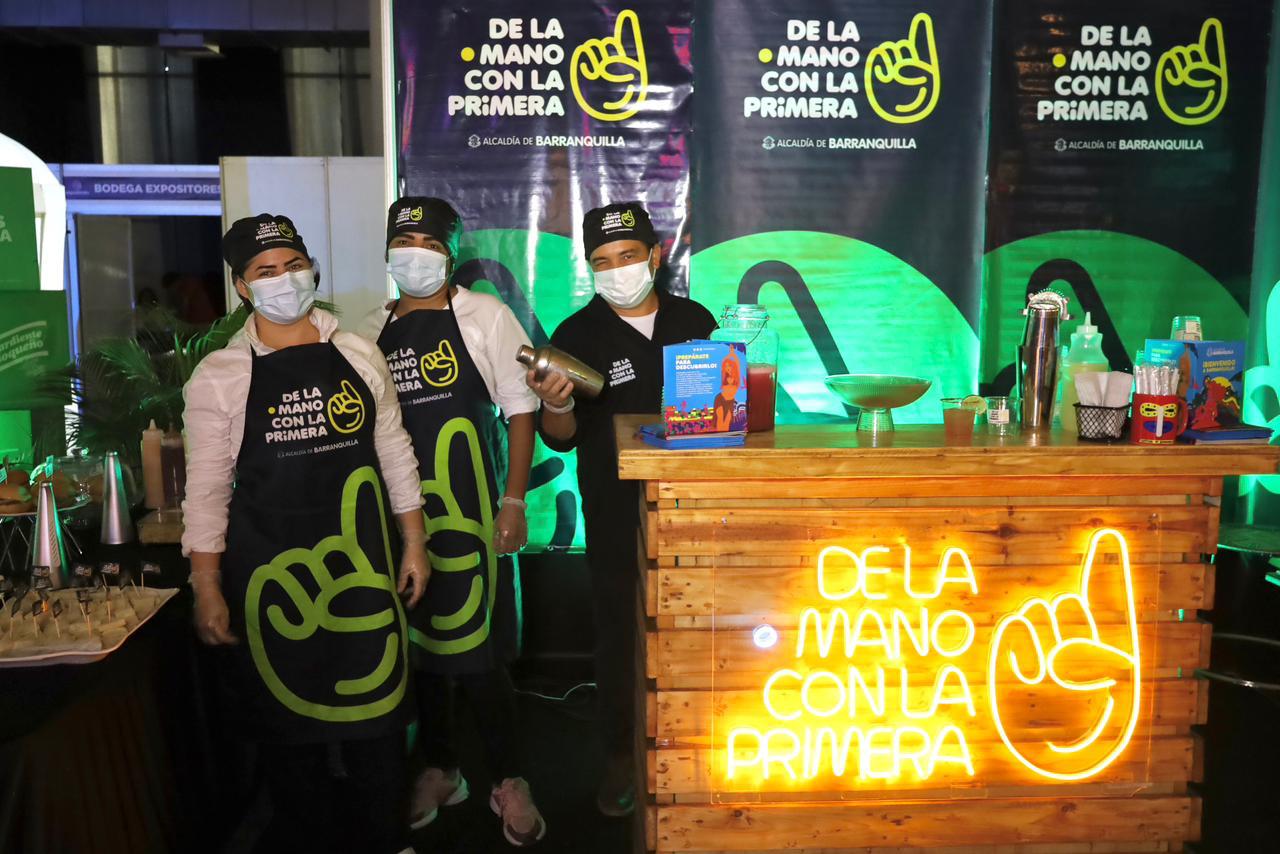 Personas capacitadas a través de los cursos de 'De La Mano Con La Primera'