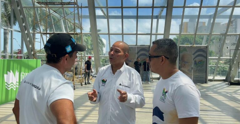 Alcalde Char, secretario de Cultura en el cubo de cristal