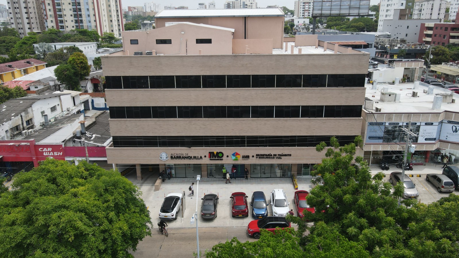 En nuestra sede principal puedes acceder a toda la información.