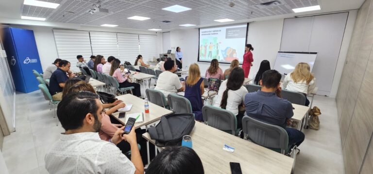 Ponencia durante evento