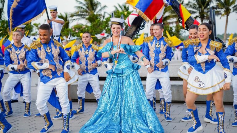 Michel Char en presentación en guacherna fluvial
