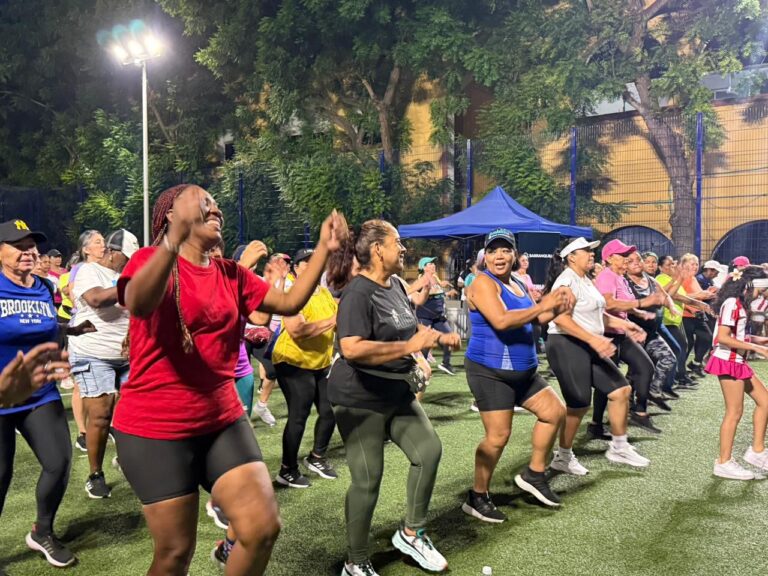 usuarias disfrutando de una supersesión 